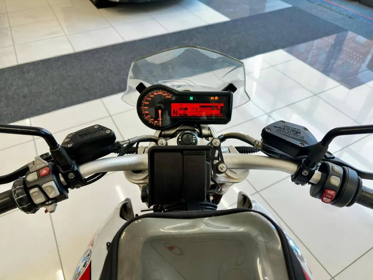 Bmw R 1200 R (2015 - 16) (15)