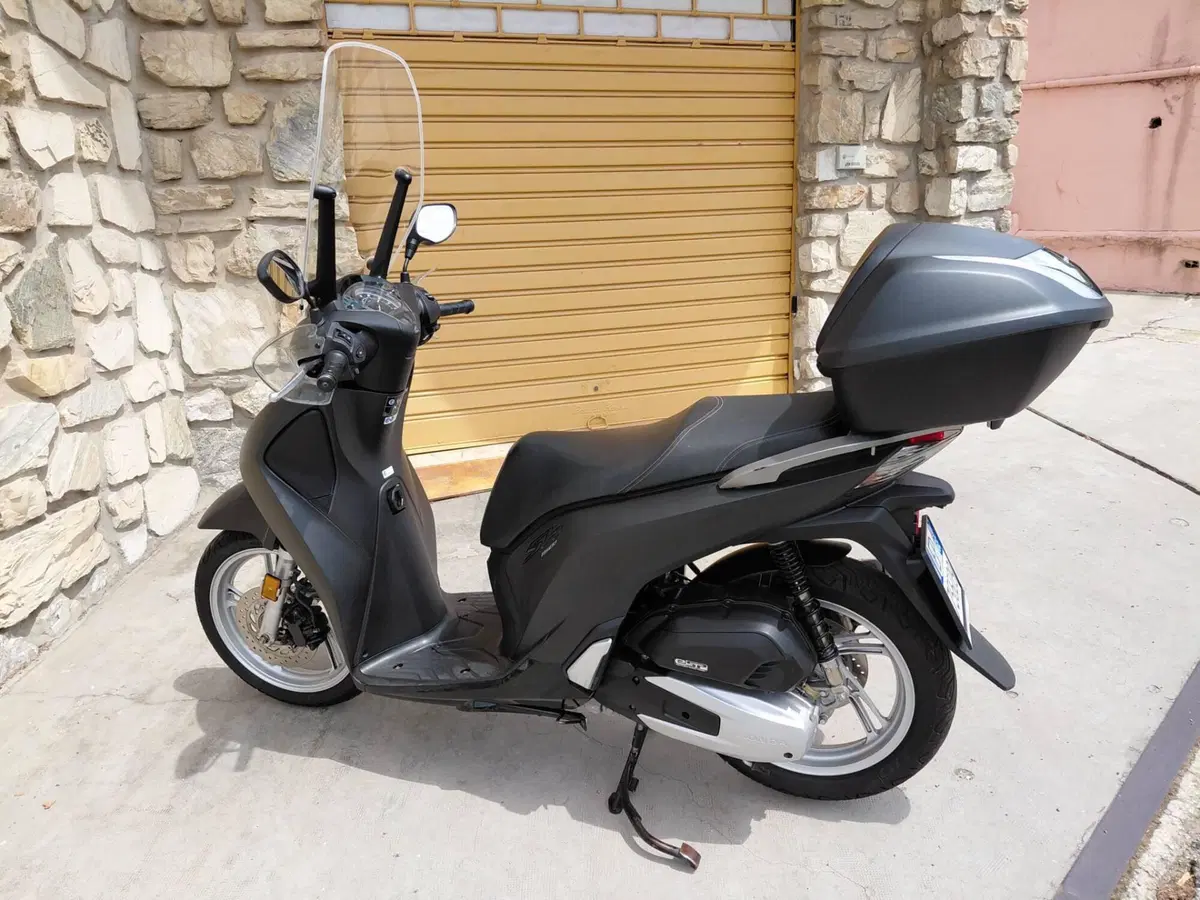 Honda SH 150i (2017 - 19) (2)