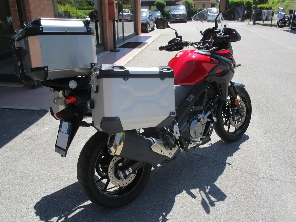 Suzuki V-Strom 650 (2021 - 25) (6)