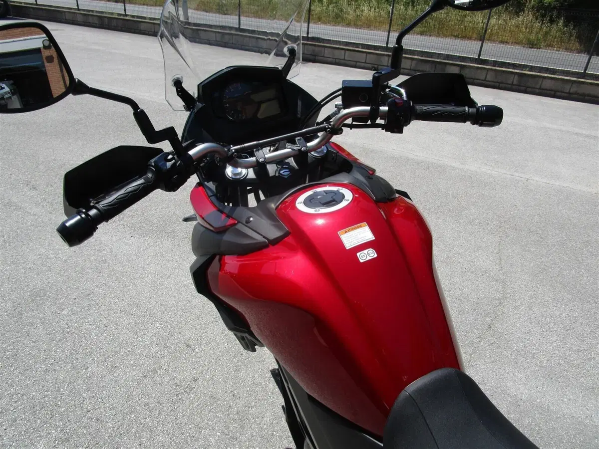 Suzuki V-Strom 650 (2021 - 25) (8)