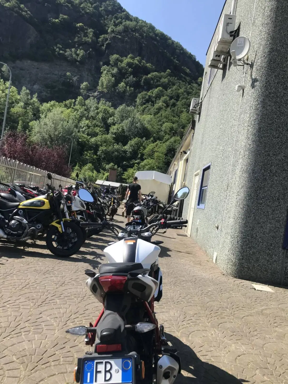 Benelli BN 125 (2021 - 25) (4)