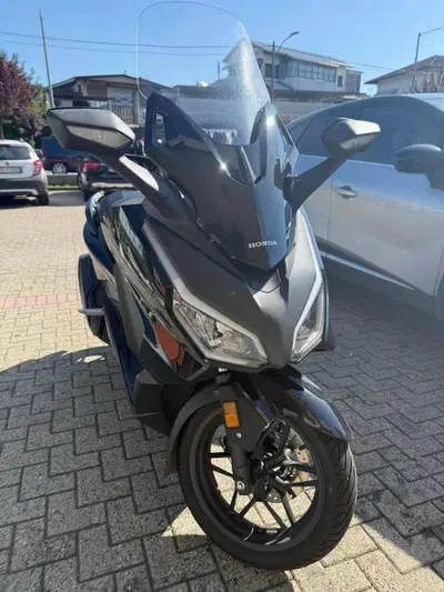 Honda Forza 350 (2025 - 26) usata