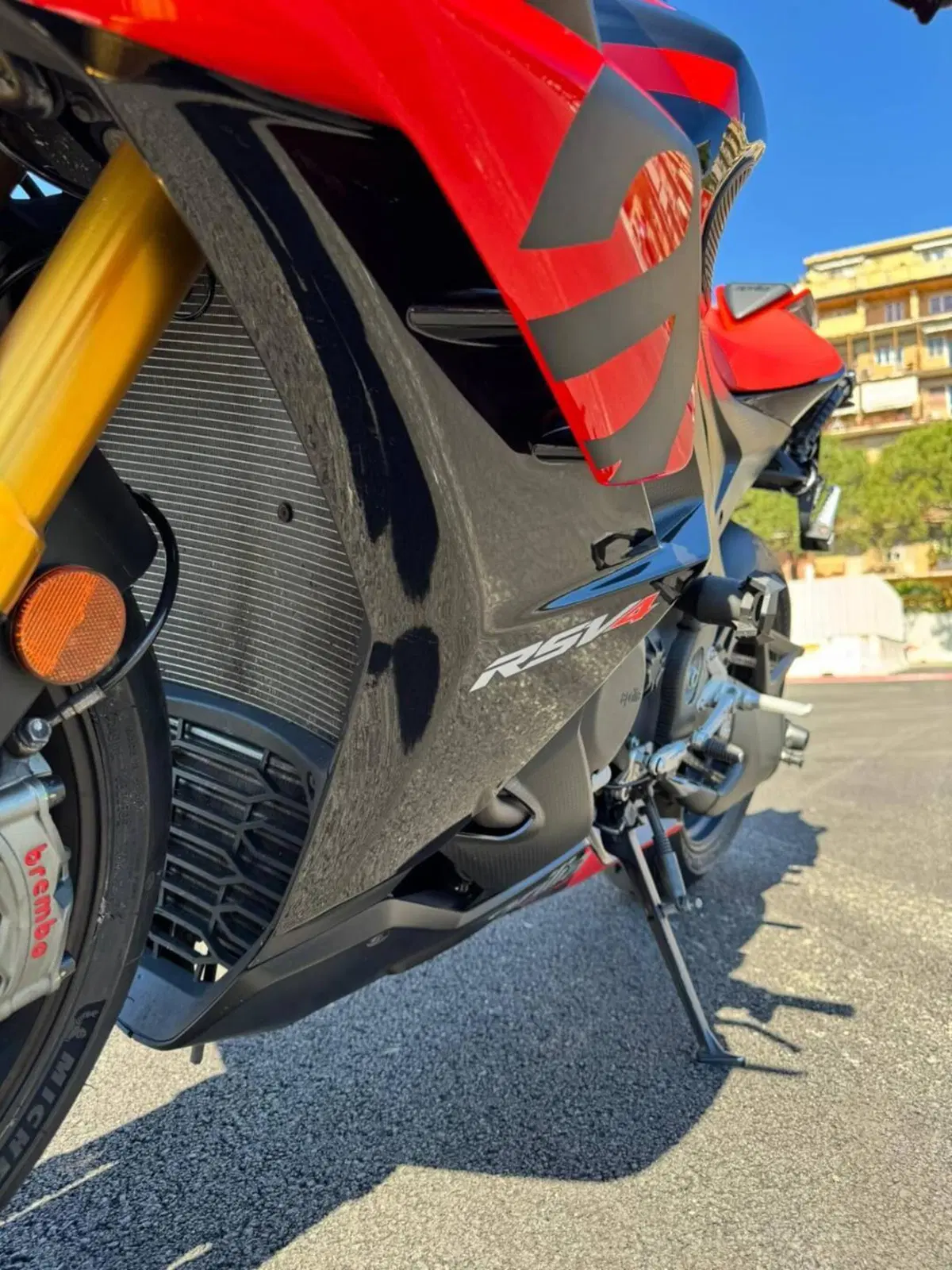 Aprilia RSV4 1100 Factory (2021 - 24) (6)