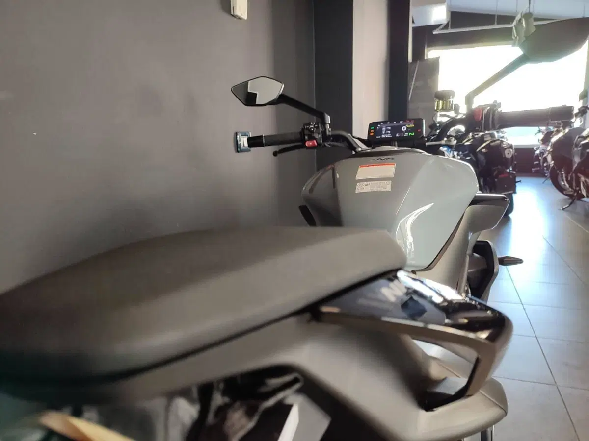 CFMOTO 675NK (2025 - 26) (6)