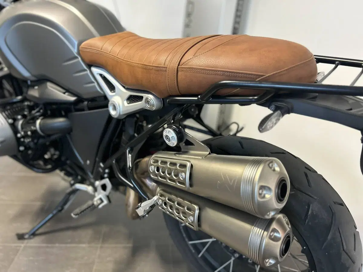 Bmw R nineT 1200 Scrambler (2016 - 20) (7)