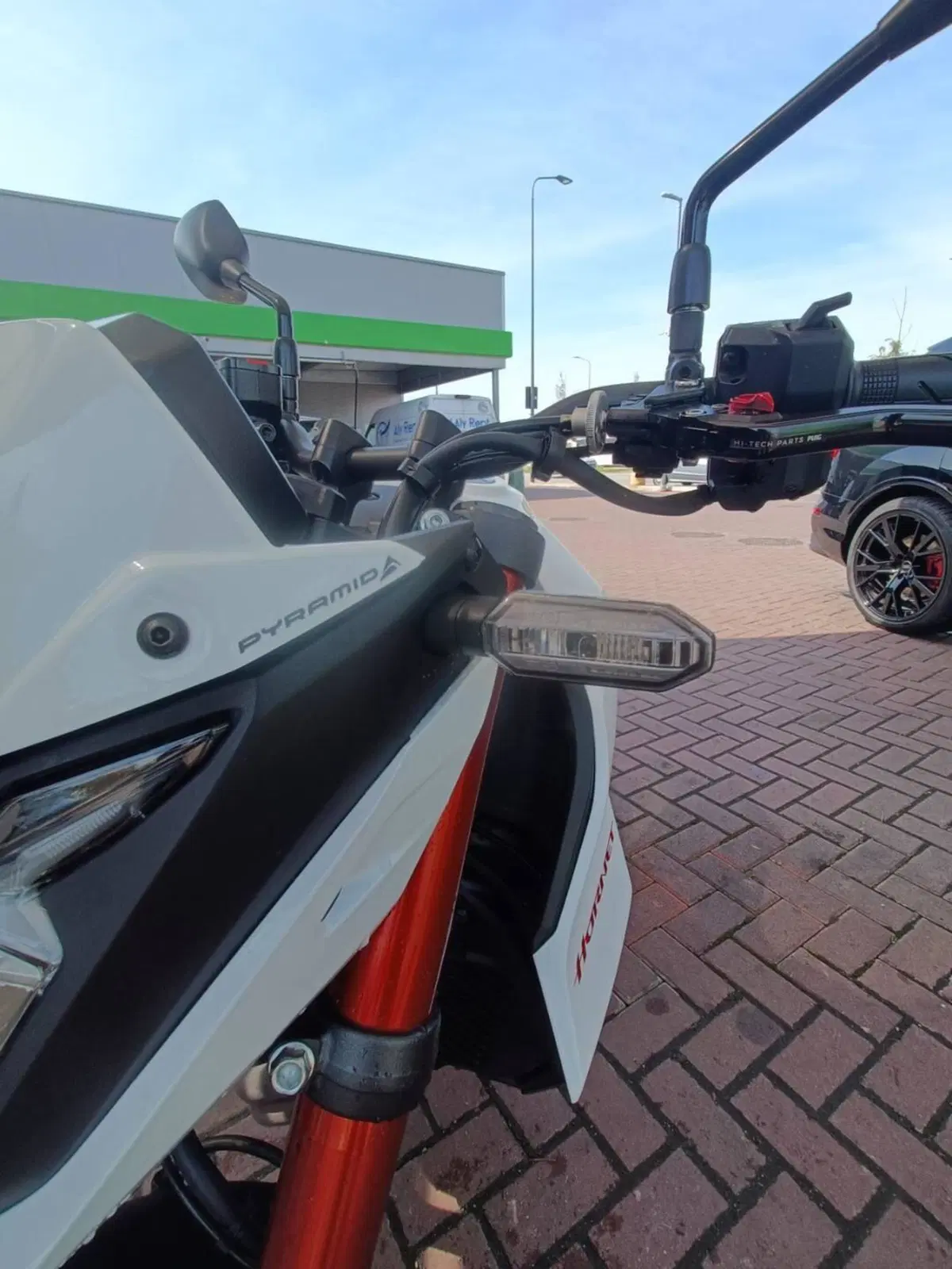 Honda CB 750 Hornet (2023 - 24) (5)