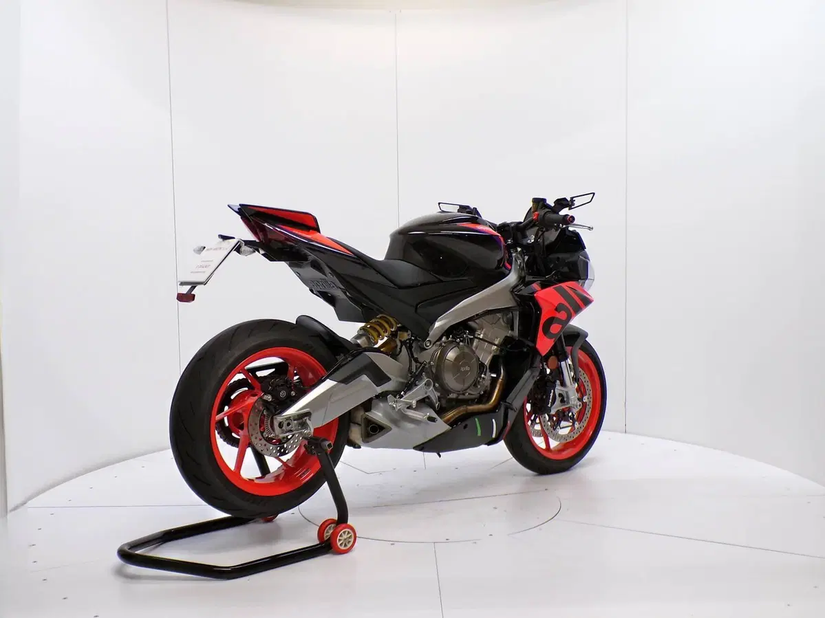 Aprilia Tuono 660 Factory (2022 - 24) (6)