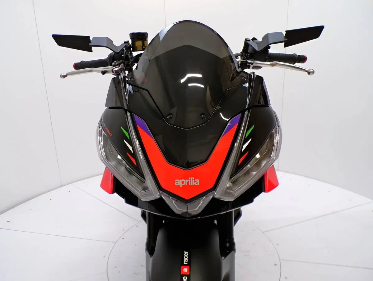 Aprilia Tuono 660 Factory (2022 - 24) (9)