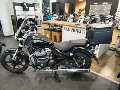 Royal Enfield Super Meteor 650 (2023 - 26) usata