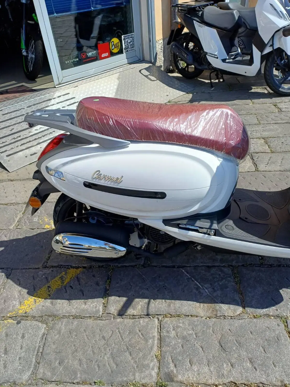 Um Italia Carmel 125 (2025 - 26) (4)