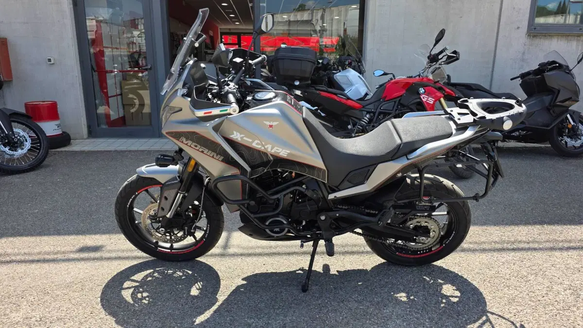 Moto Morini X-Cape 650 (2021 - 26) (4)