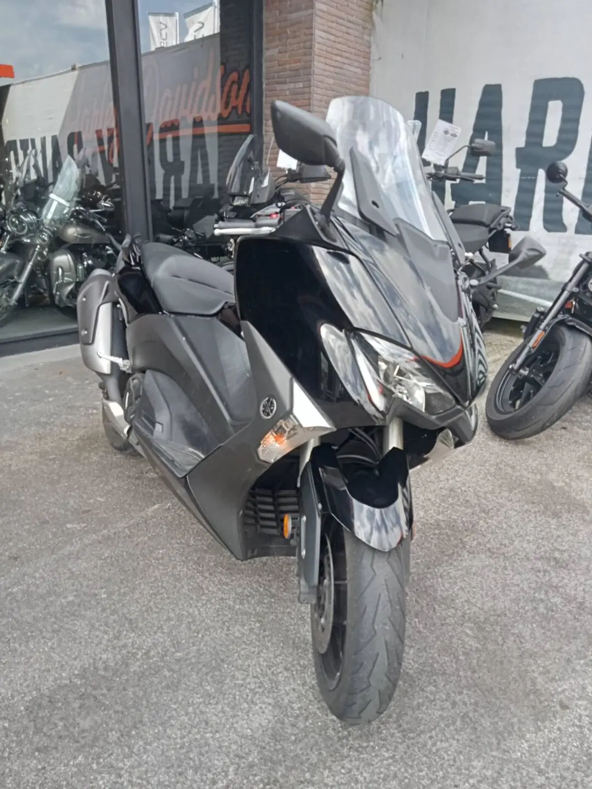 Yamaha T-Max 530 ABS (2015 - 17) (4)