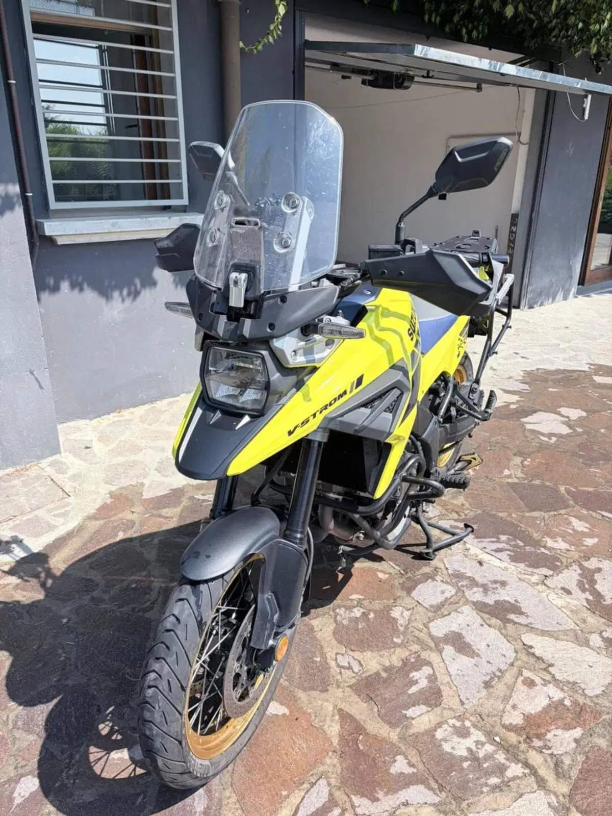 Suzuki V-Strom 1050XT (2020 - 23) (4)