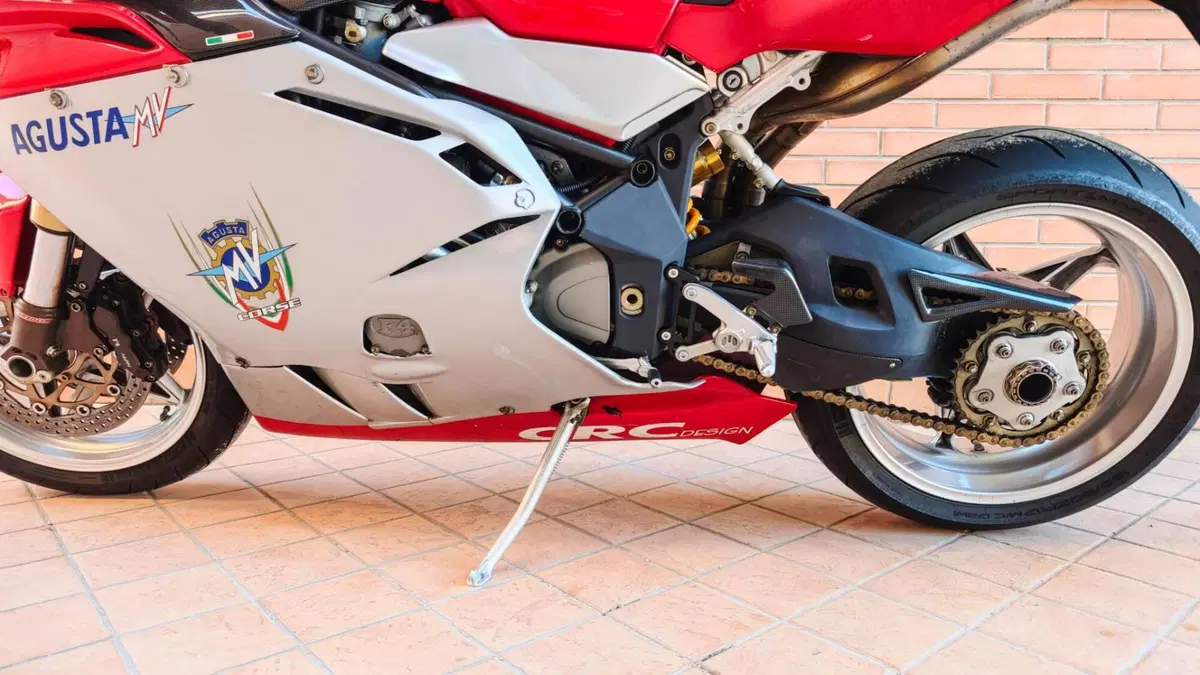 MV Agusta F4 1000 S 1+1 (2004 - 06) (6)