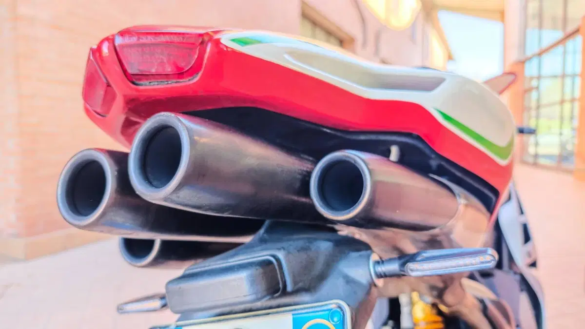 MV Agusta F4 1000 S 1+1 (2004 - 06) (11)
