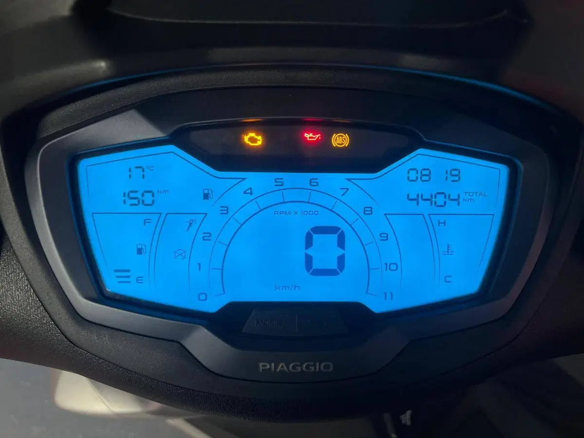 Piaggio Beverly 300 S ABS-ASR (2021 - 25) (3)