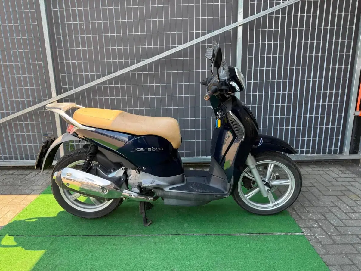Aprilia Scarabeo 125 i.e. (2009 - 11)