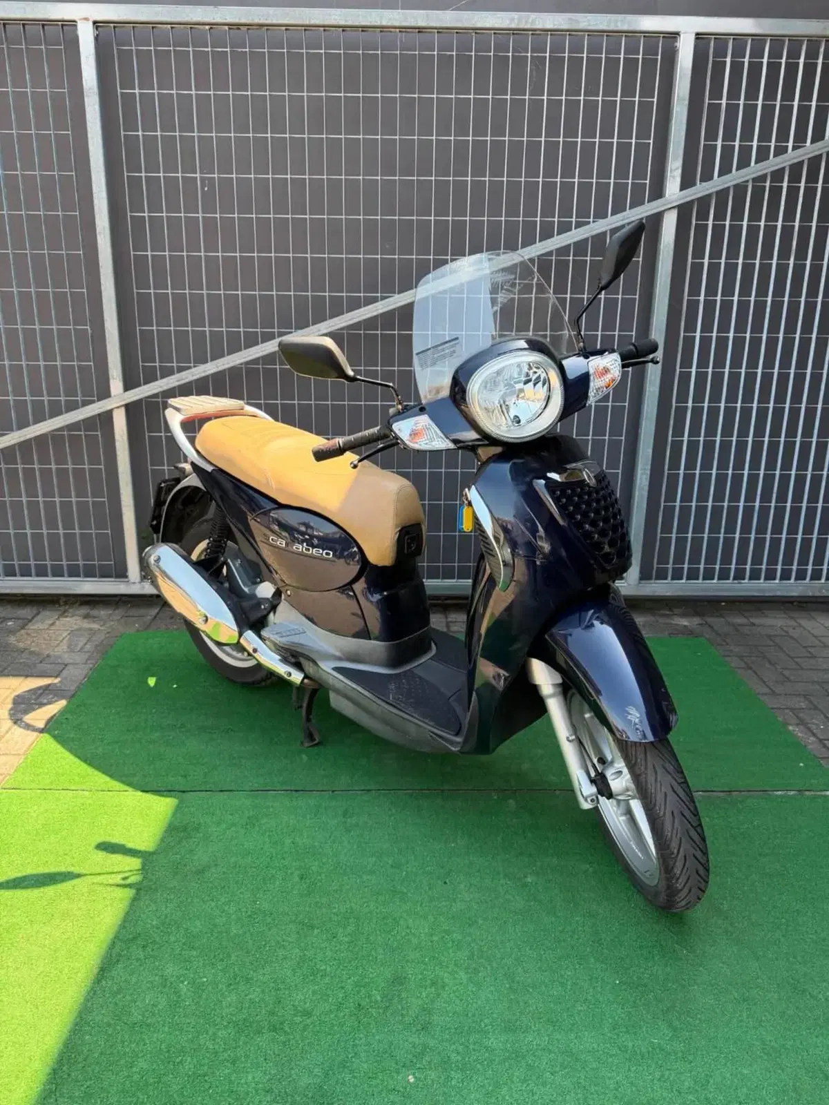 Aprilia Scarabeo 125 i.e. (2009 - 11) (5)