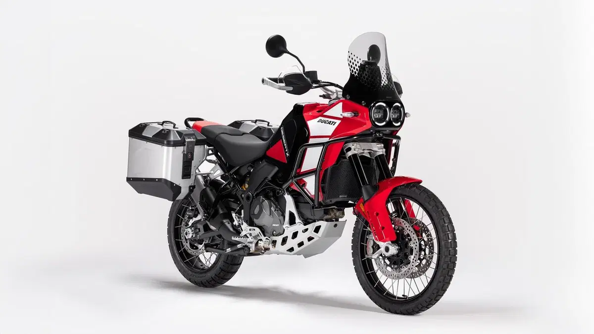 Ducati DesertX Discovery (2025)