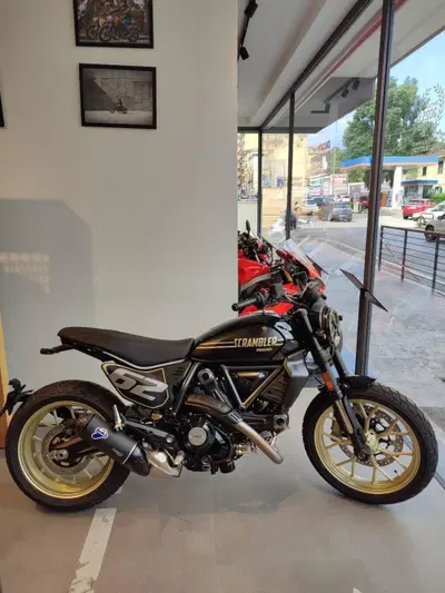 Ducati Scrambler 800 Full Throttle (2025 - 26) nuova