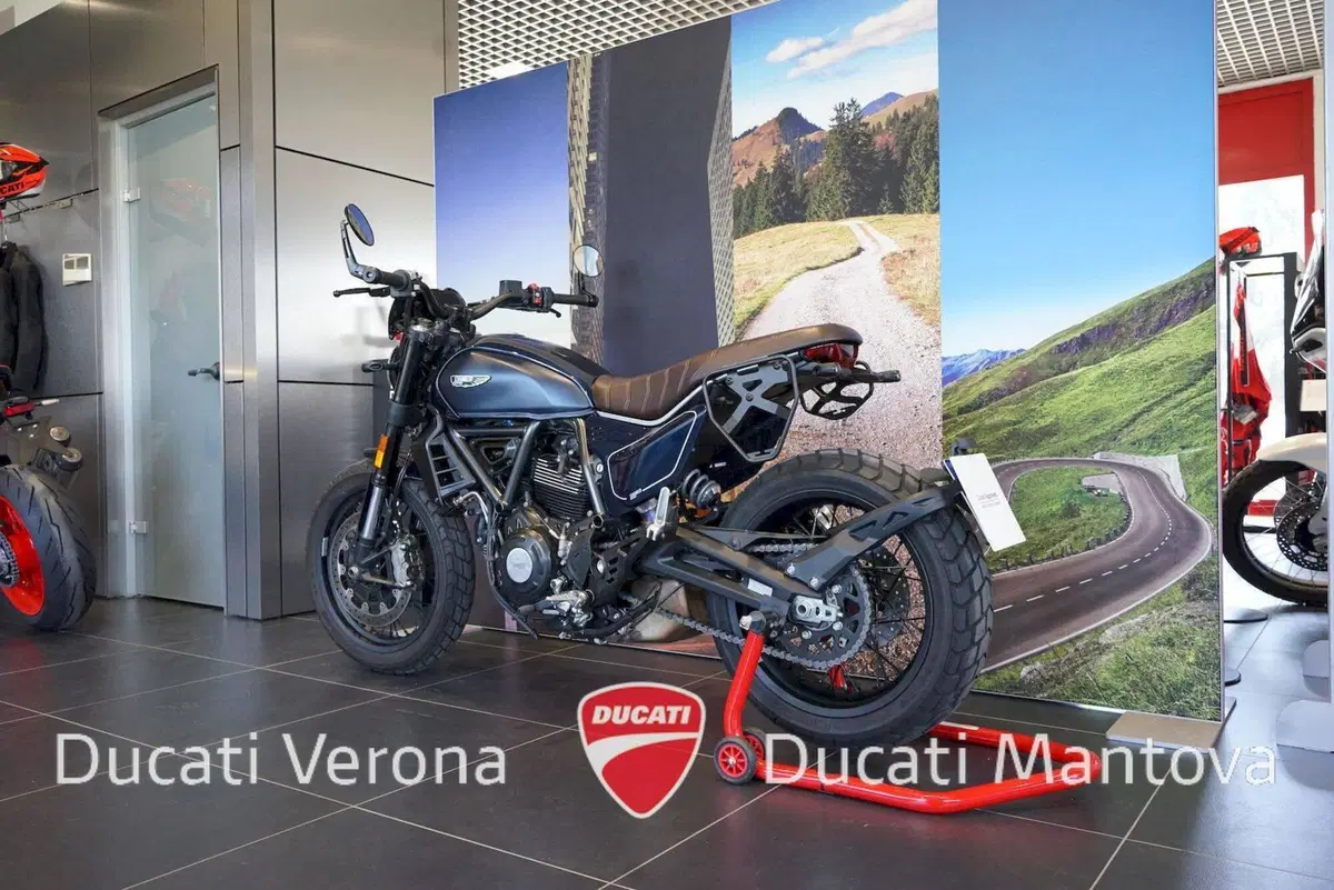 Ducati Scrambler 800 Nightshift (2023 - 24) (10)