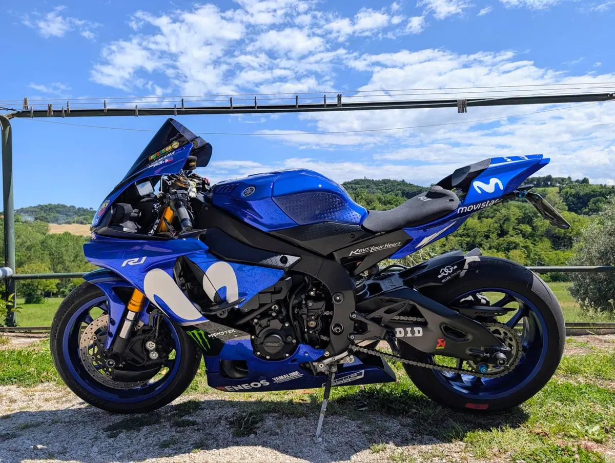 Yamaha YZF R1 (2017 - 19) (2)