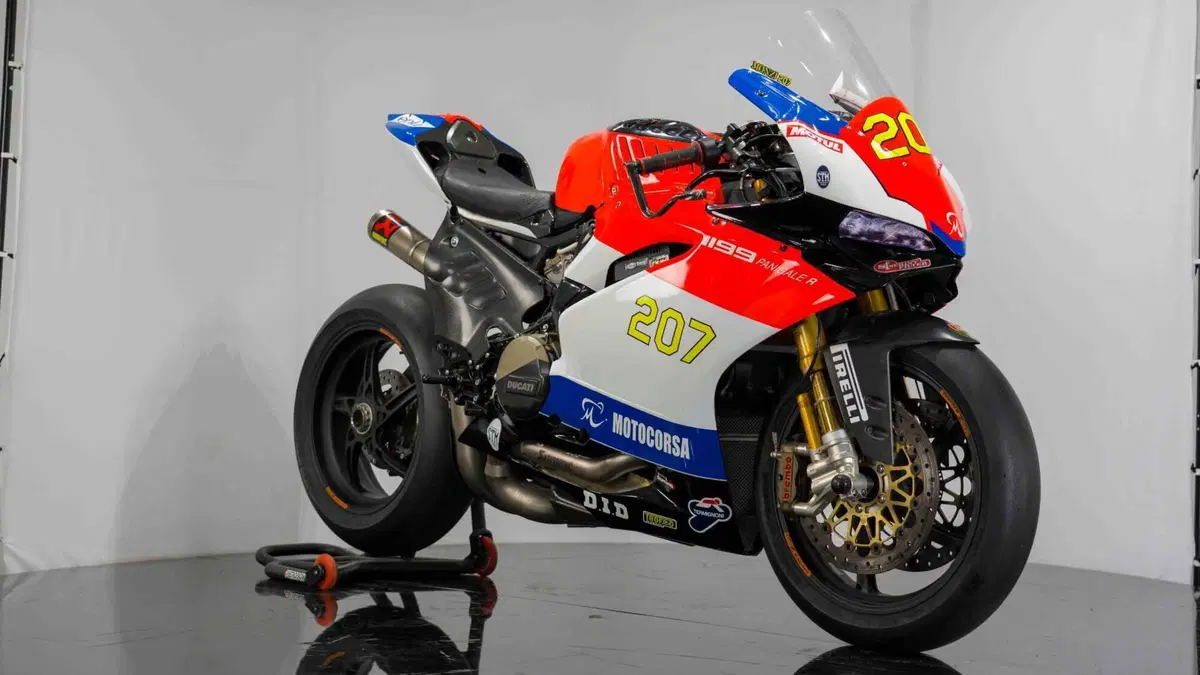 Ducati 1199 Panigale R ABS (2013 - 17) (2)