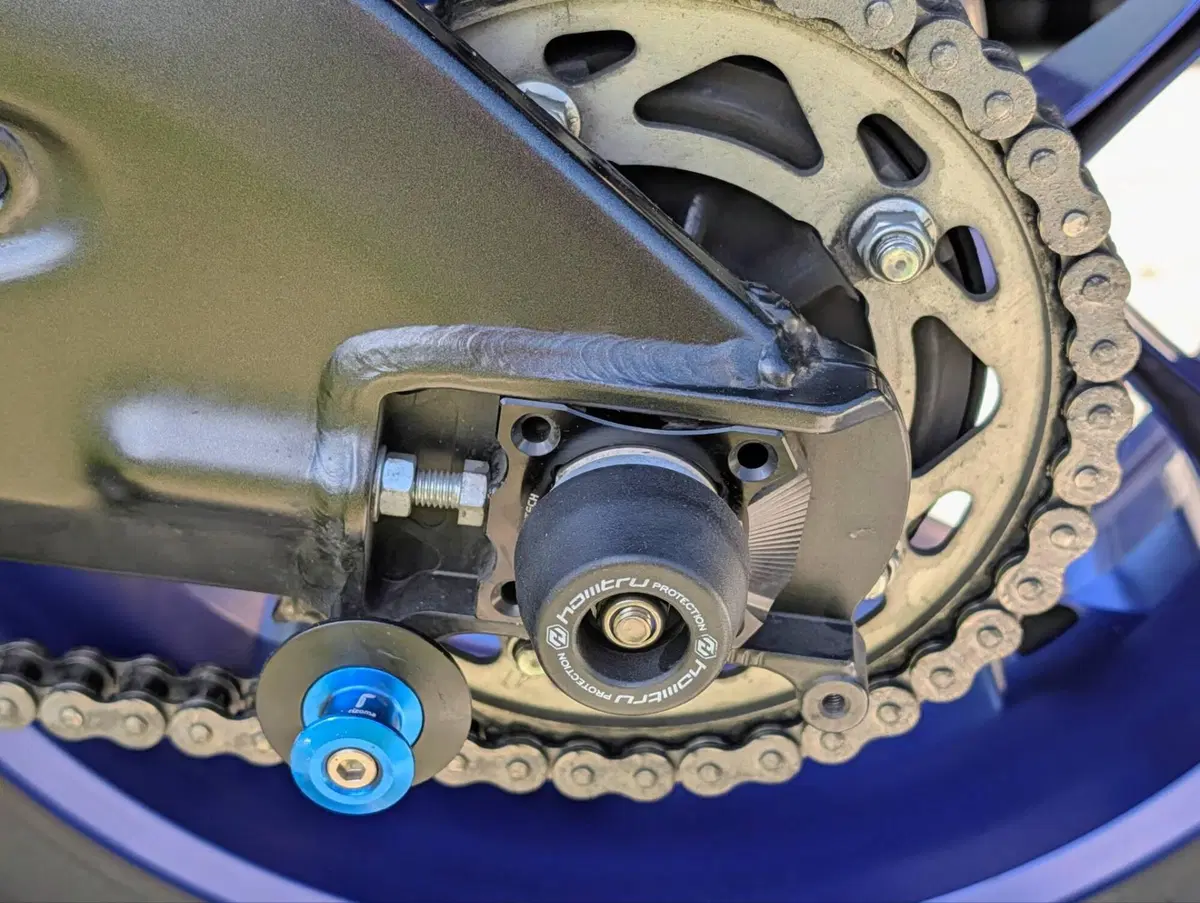 Yamaha YZF R1 (2017 - 19) (10)