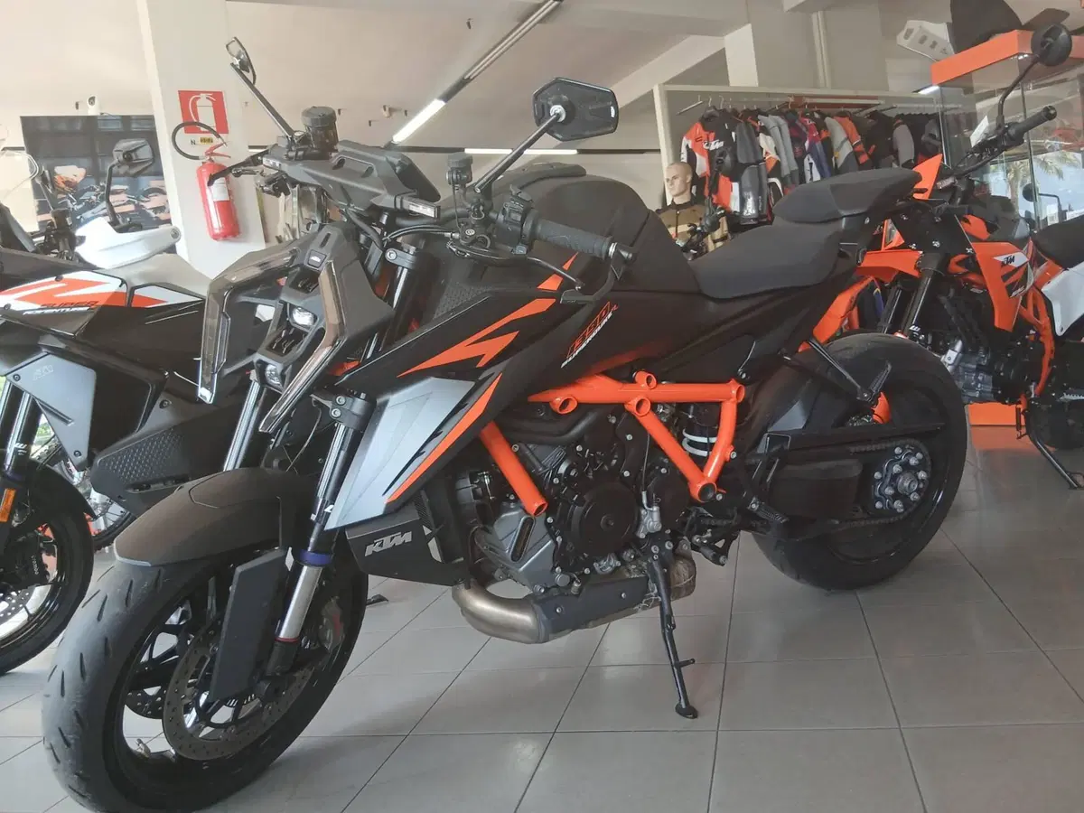 KTM 1390 Super Duke R EVO (2024 - 26) (4)