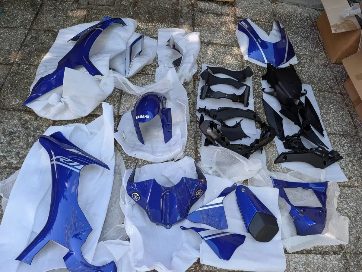 Yamaha YZF R1 (2017 - 19) (15)