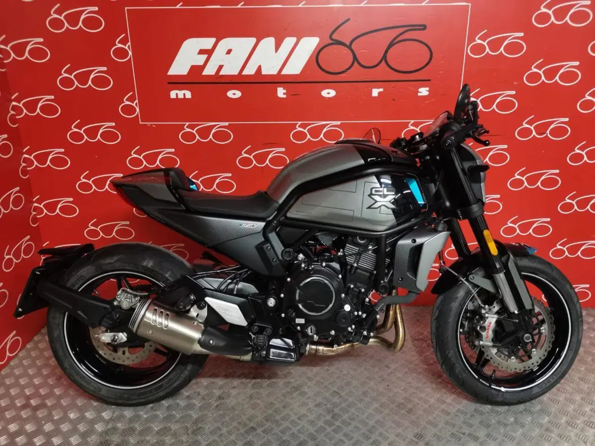 CFMOTO 700CL-X Heritage (2021 - 26)