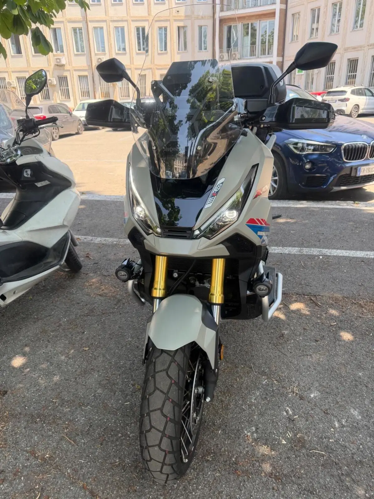 Honda X-ADV 750 Gravel (2025 - 26) (3)