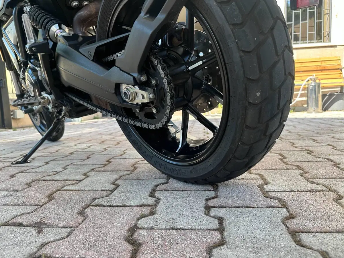 Ducati Scrambler 1100 Dark Pro (2020 - 24) (9)