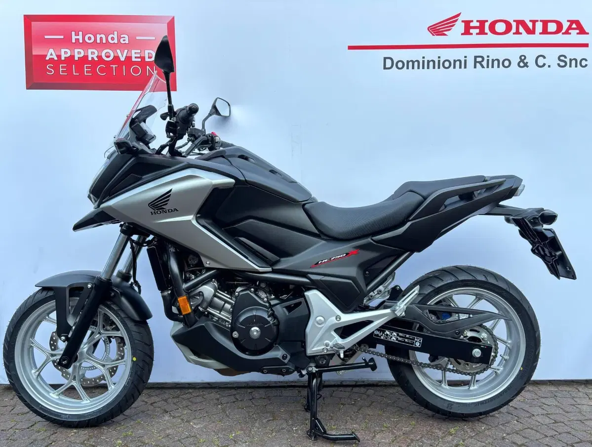 Honda NC 750 X DCT ABS (2016 -17) (2)