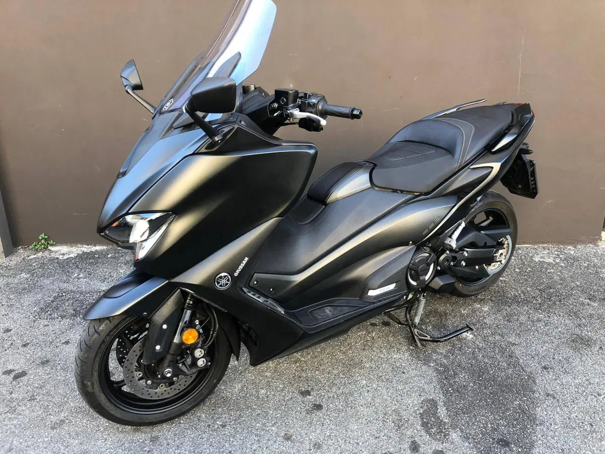 Yamaha T-Max 560 (2020 - 21) (4)