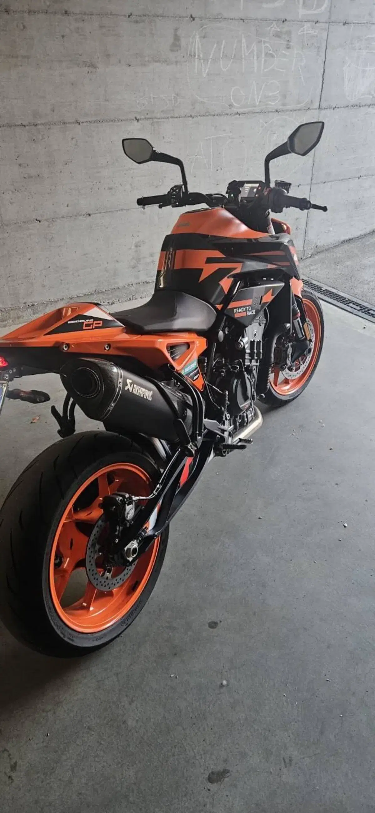 KTM 890 Duke GP (2022 - 23) (2)
