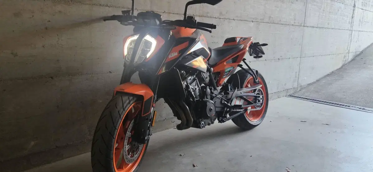 KTM 890 Duke GP (2022 - 23) (5)