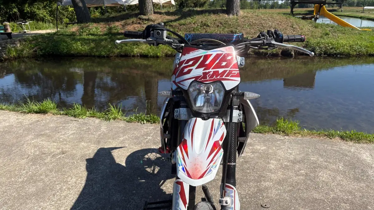 Fantic Motor XMF 125 Motard Performance 4T (2023 - 24) (7)