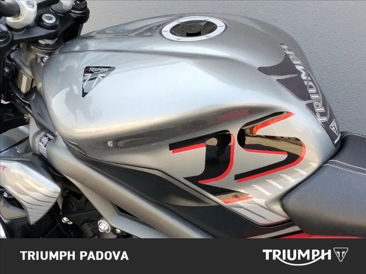 Triumph Street Triple RS (2020 - 22) (9)