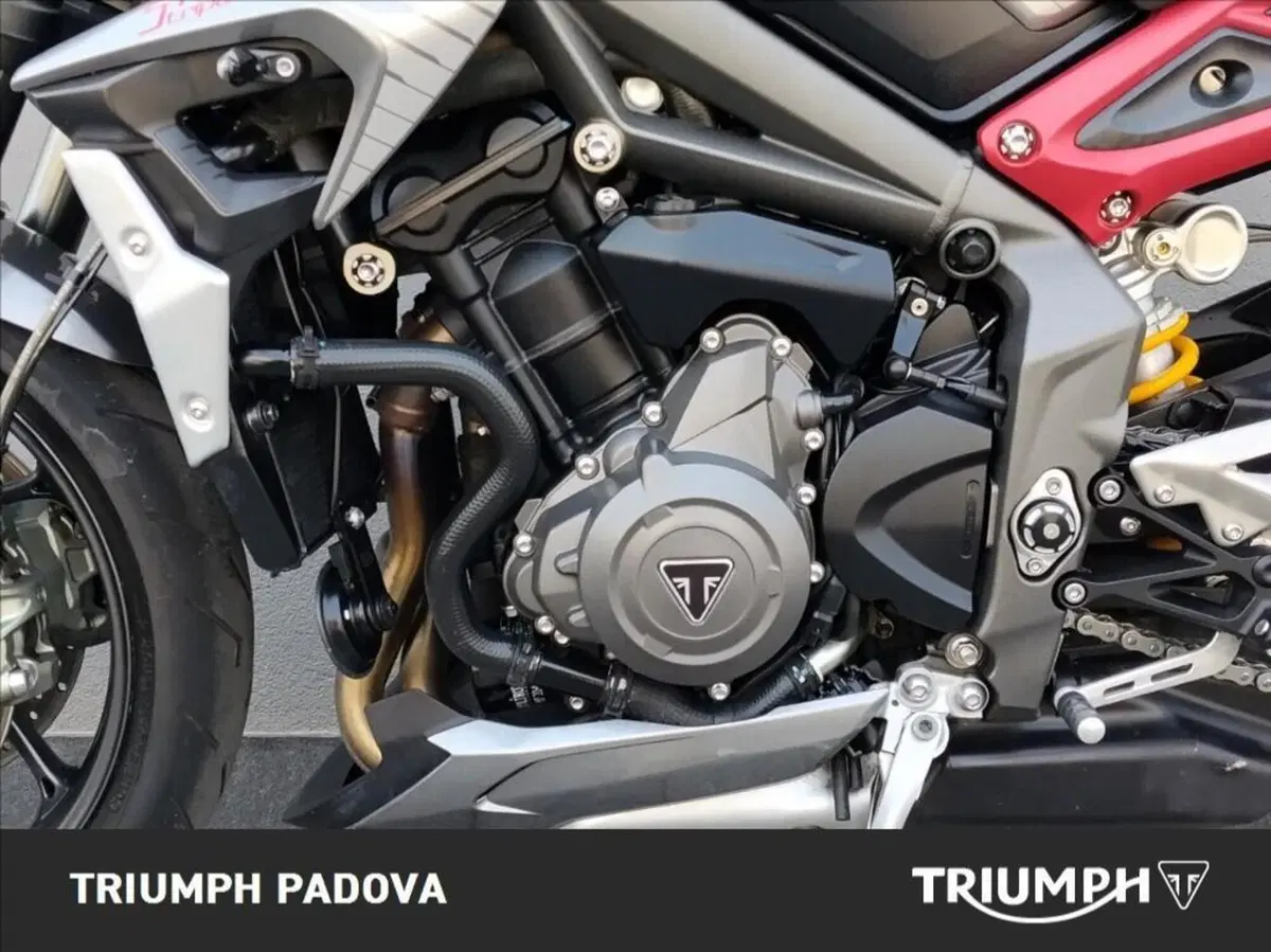 Triumph Street Triple RS (2020 - 22) (8)