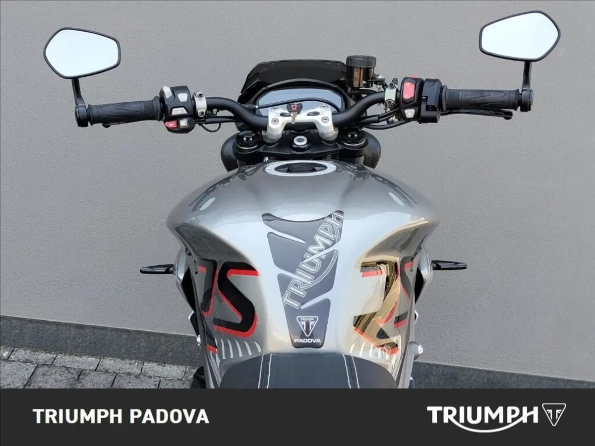 Triumph Street Triple RS (2020 - 22) (11)