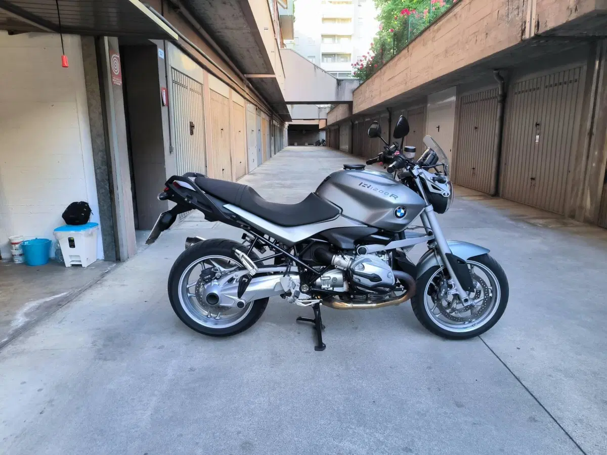 Bmw R 1200 R (2006 - 11) (4)