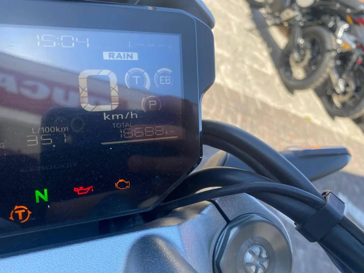 Honda CB 1000 R ABS (2011 - 17) (3)