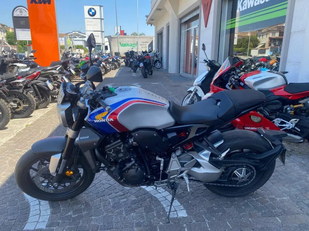 Honda CB 1000 R ABS (2011 - 17) (2)