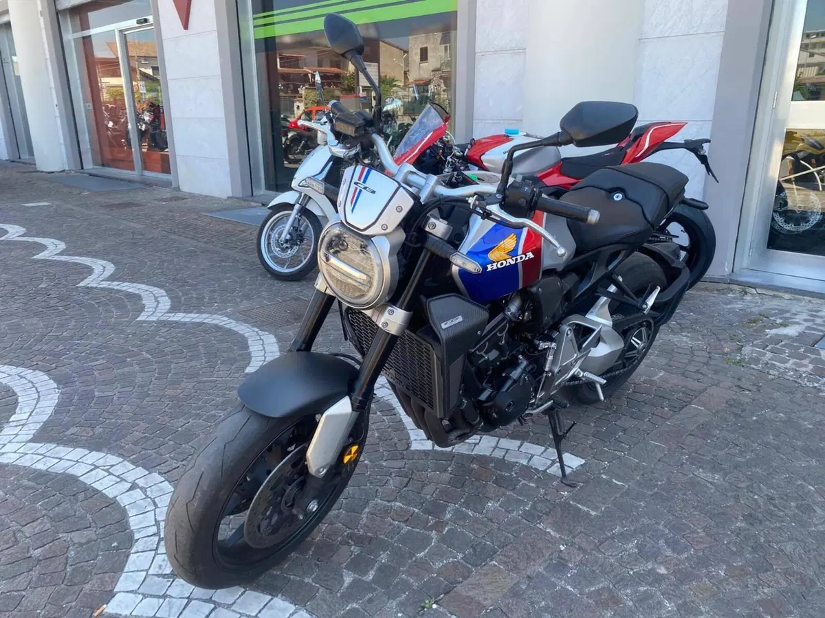 Honda CB 1000 R ABS (2011 - 17) (4)