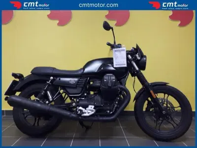 Moto Guzzi V7 III Stone (2017 - 20) usata