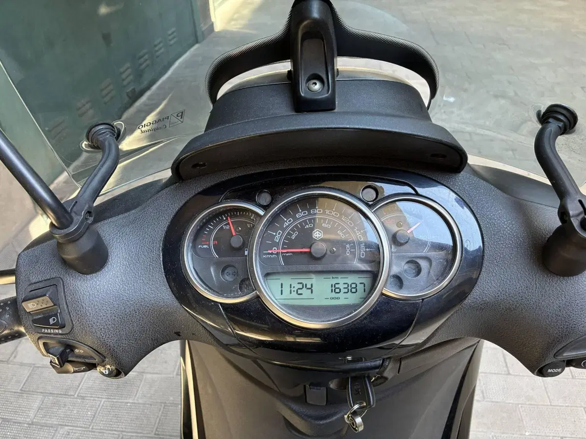 Piaggio Beverly 300 i.e. (2010 - 16) (4)