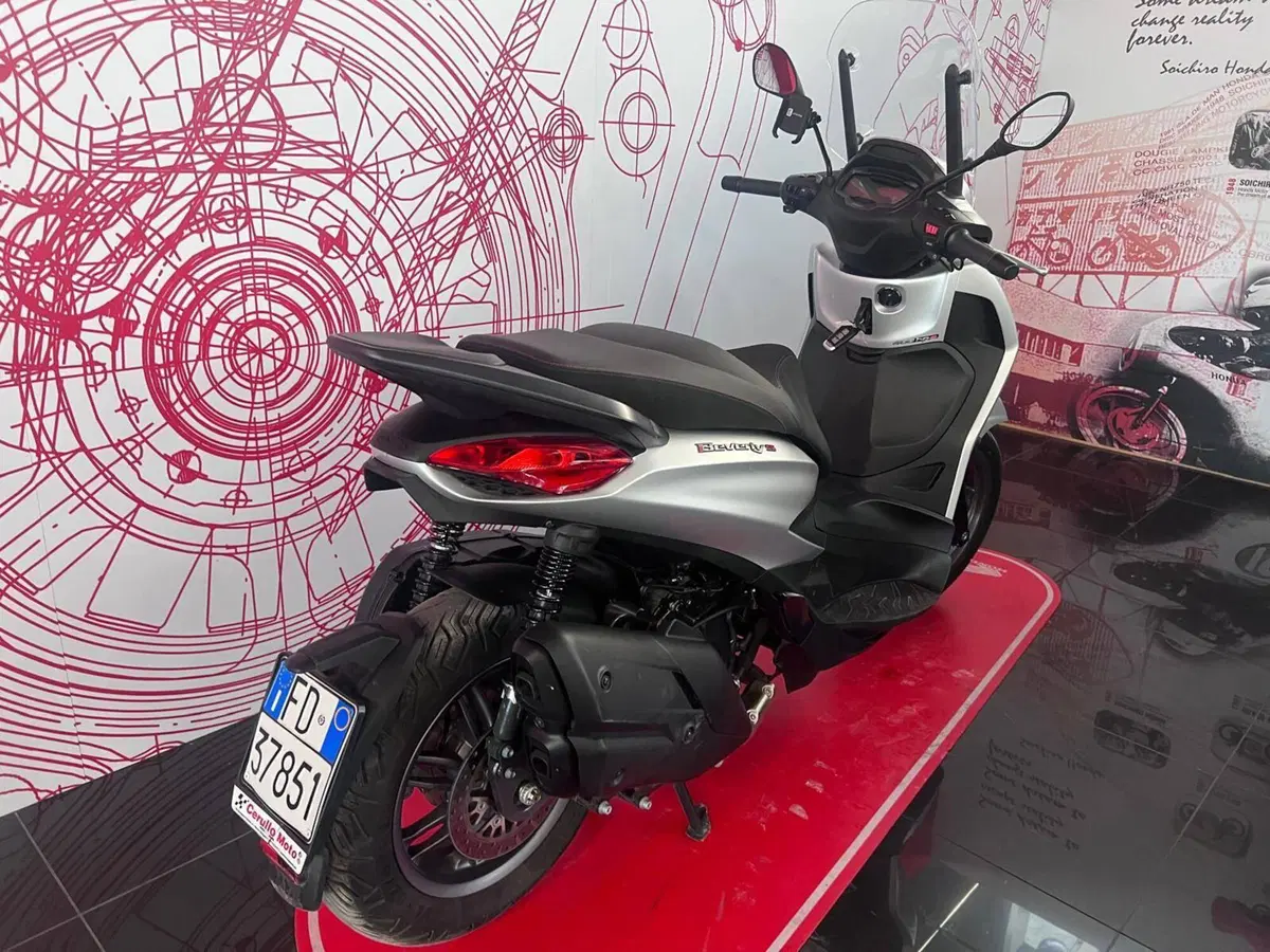 Piaggio Beverly 400 S ABS-ASR (2021 - 24) (3)