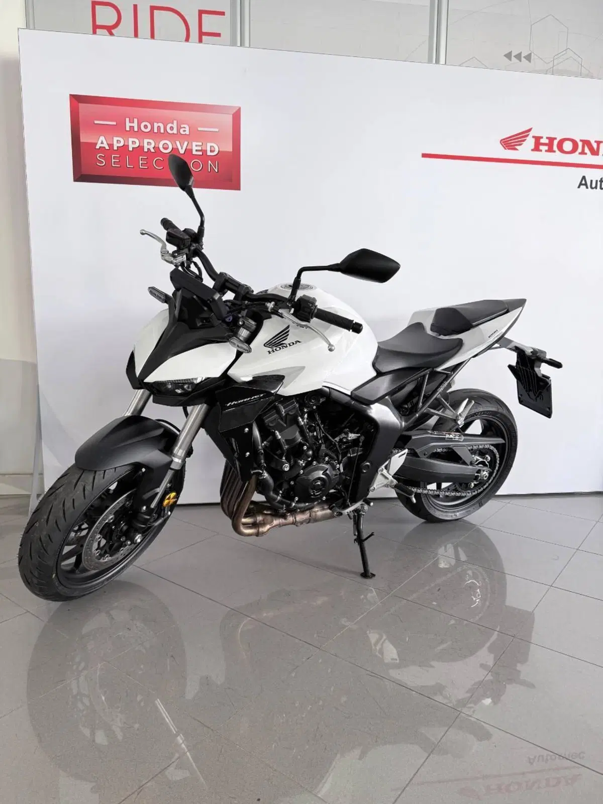 Honda CB 1000 Hornet (2025 - 26)