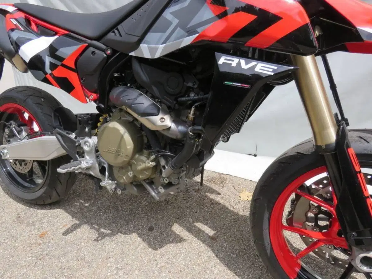 Ducati Hypermotard 698 Mono RVE (2024 - 26) (9)